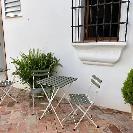 Clarisas Pensión Carmona (Seville)